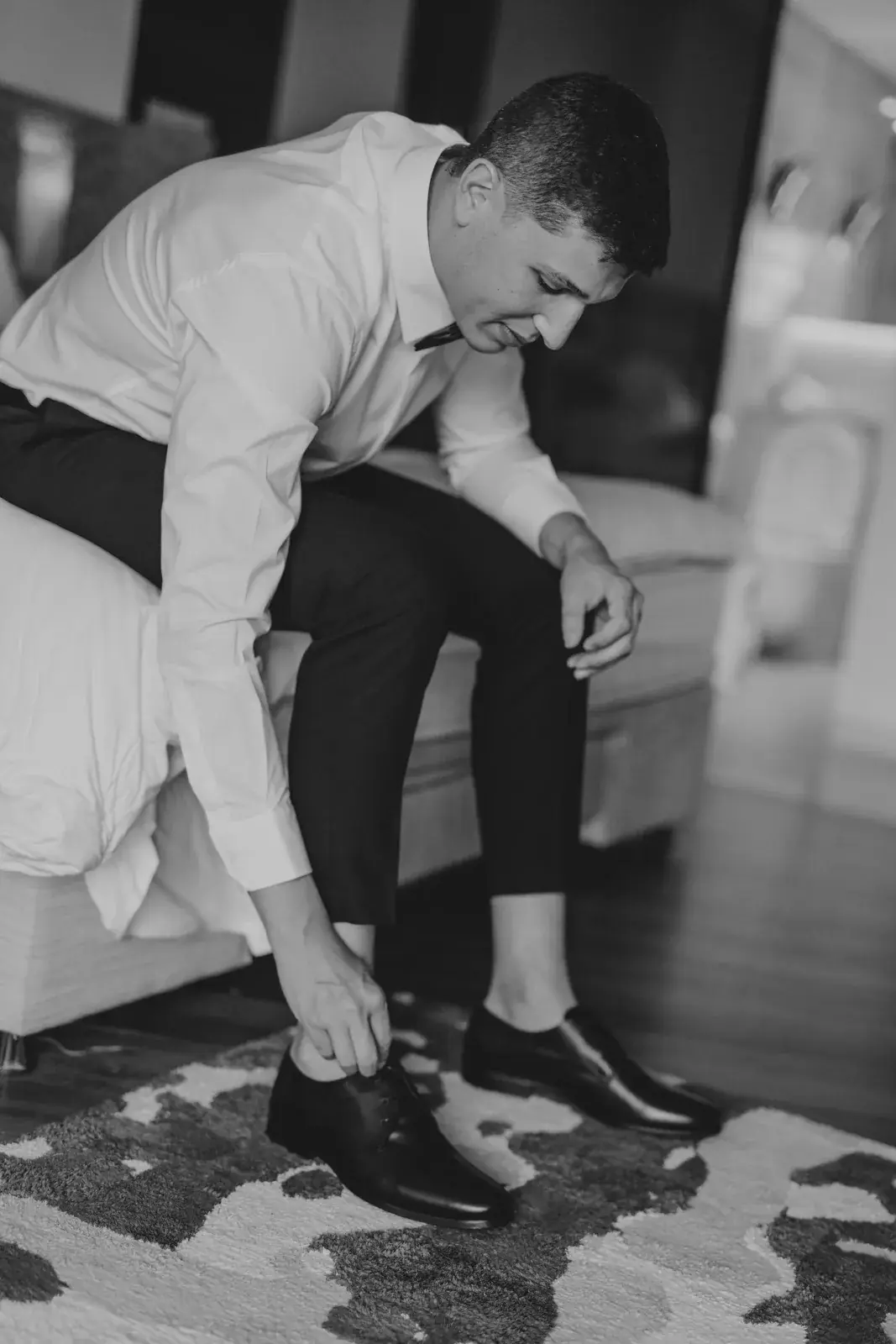 Wedding Photography at Kochav Hayam: Soft Elegance and Light on the Waterline, photograph 21