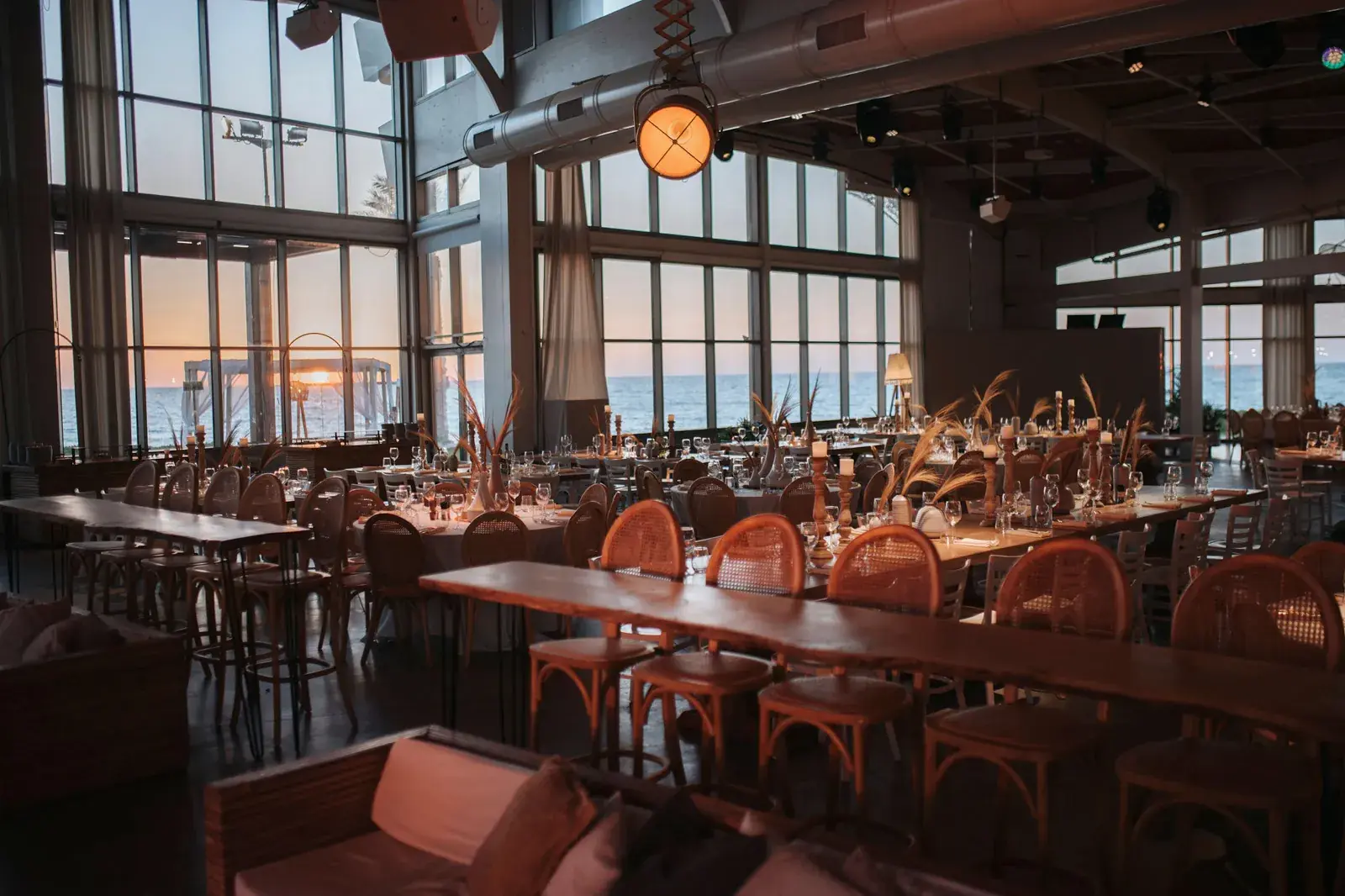 Wedding Photography at Kochav Hayam: Soft Elegance and Light on the Waterline, photograph 27