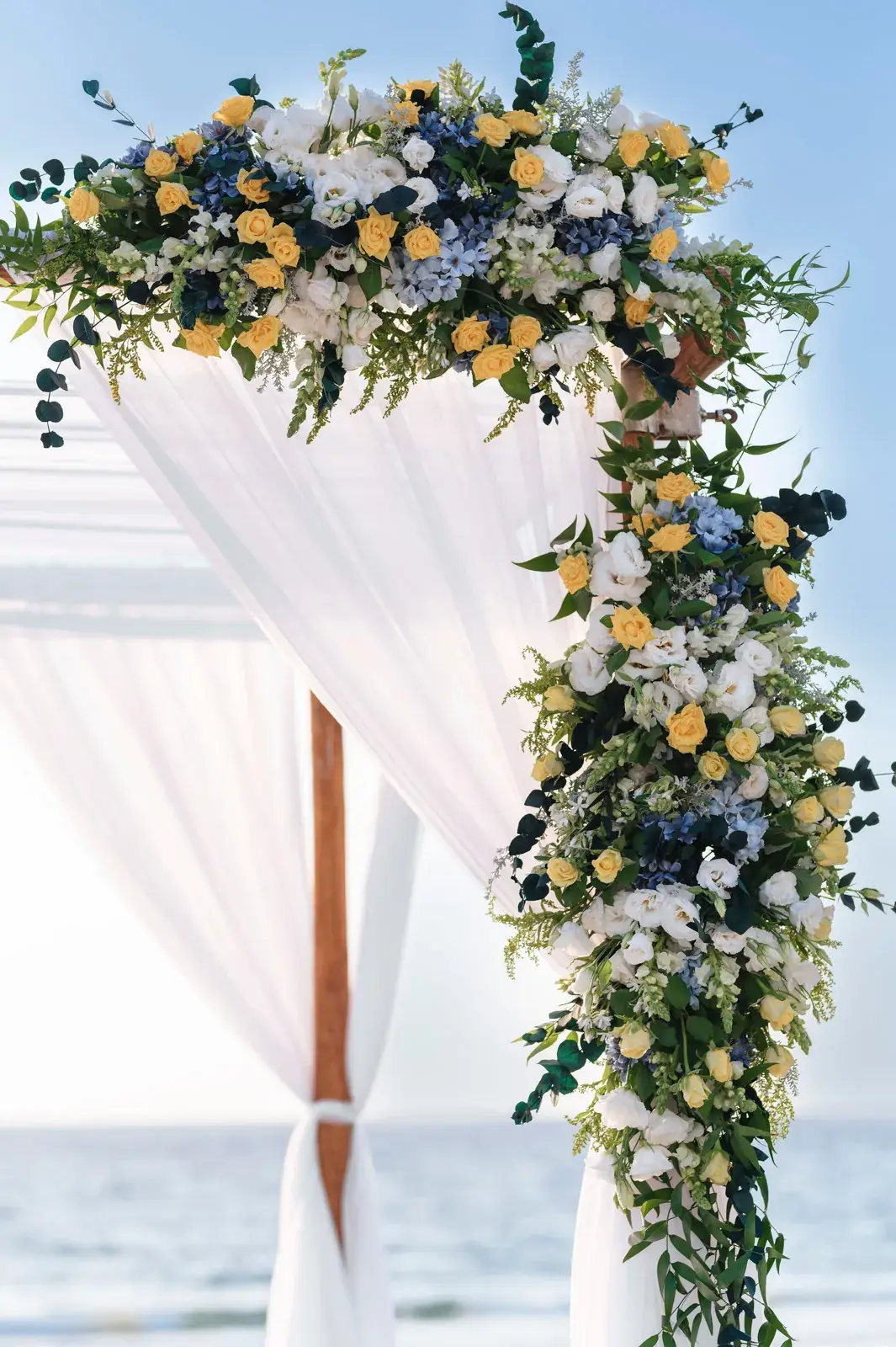 Wedding Photography at Kochav Hayam: Soft Elegance and Light on the Waterline, photograph 38