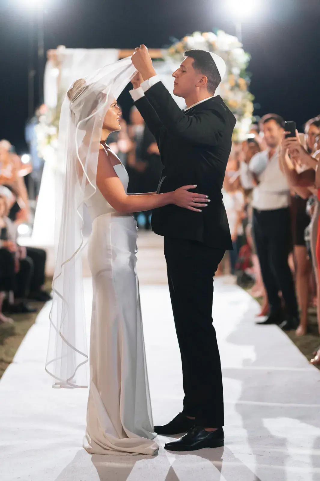 Wedding Photography at Kochav Hayam: Soft Elegance and Light on the Waterline, photograph 43