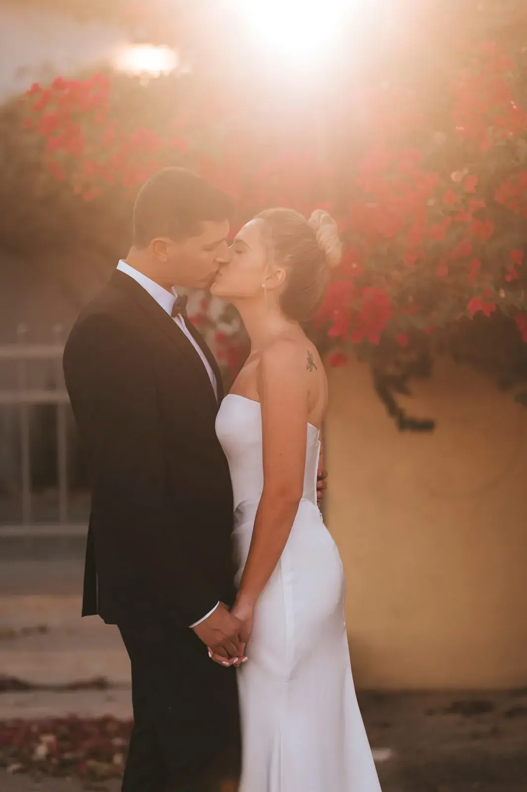 Wedding Photography at Kochav Hayam: Soft Elegance and Light on the Waterline, photograph 5