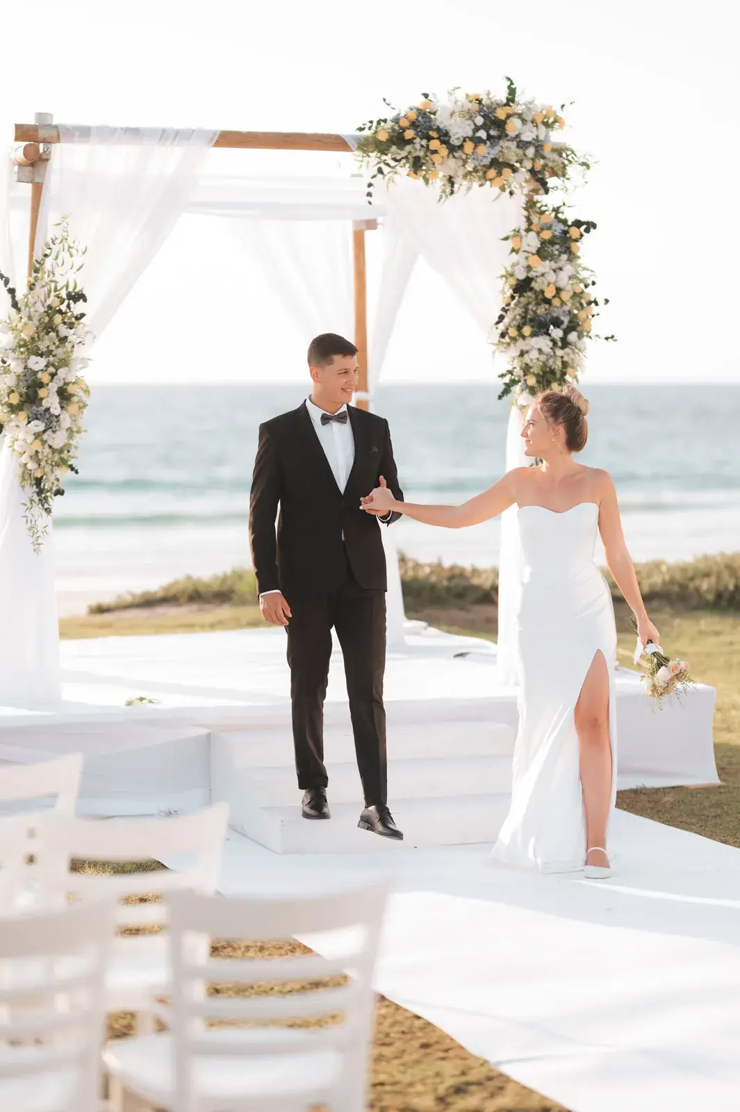 Wedding Photography at Kochav Hayam: Soft Elegance and Light on the Waterline, photograph 8
