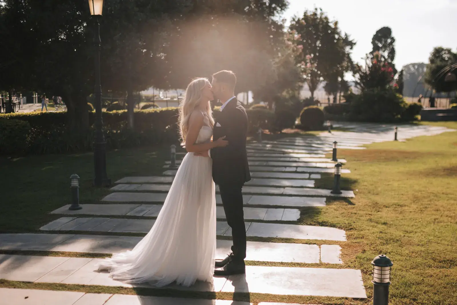 A Boutique Evening Wedding – The Aesthetics of Beauty and Smart Timeline Planning, photograph 24