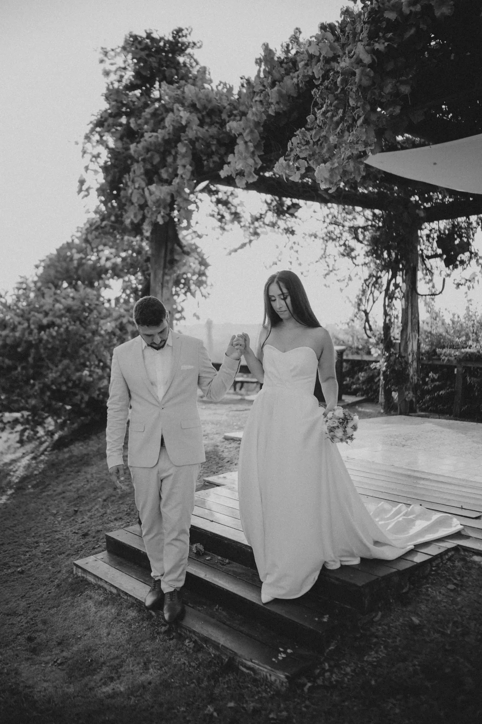 A Friday Afternoon Wedding or an Evening Celebration? A Guide to Choosing Your Mood and Pace, photograph 19