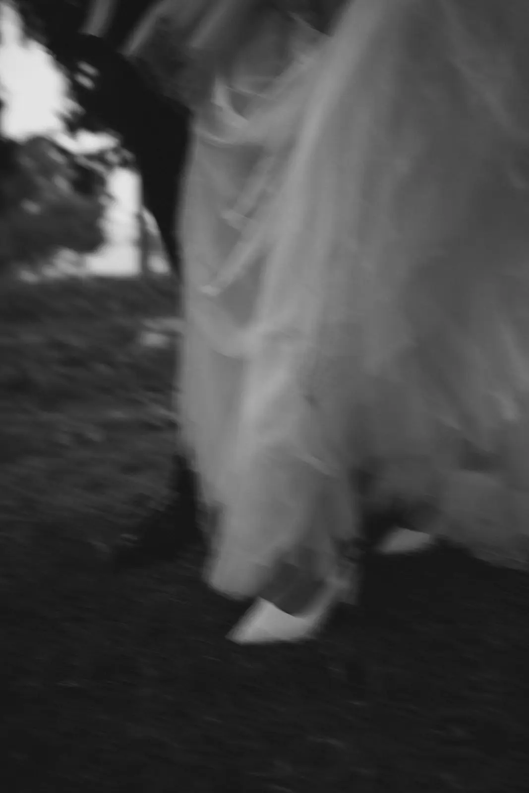 Haifa Wedding Photography: From Talpiot Market to the Hidden Location Beneath Yad LaBanim Bridge, photograph 11